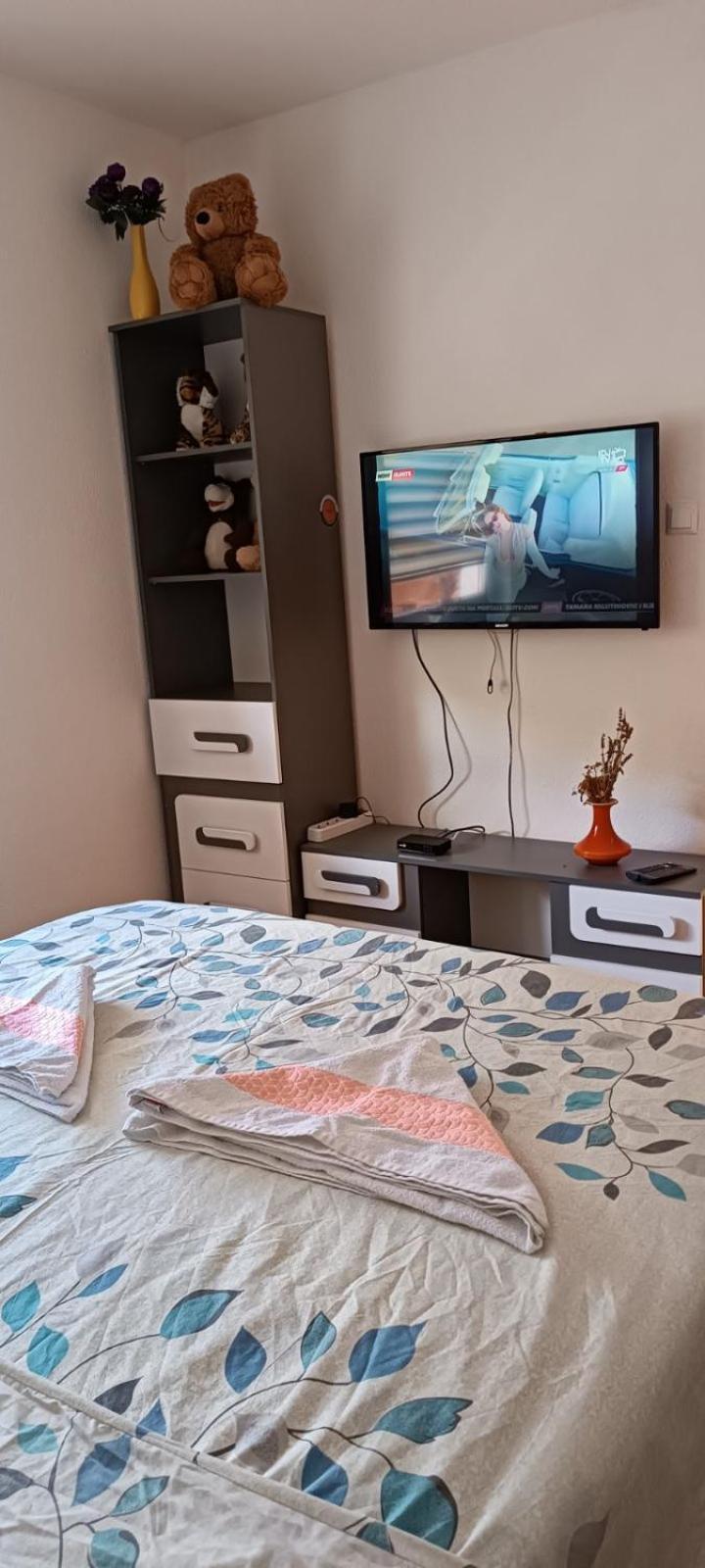 Apartman Denis Una Luzine エクステリア 写真