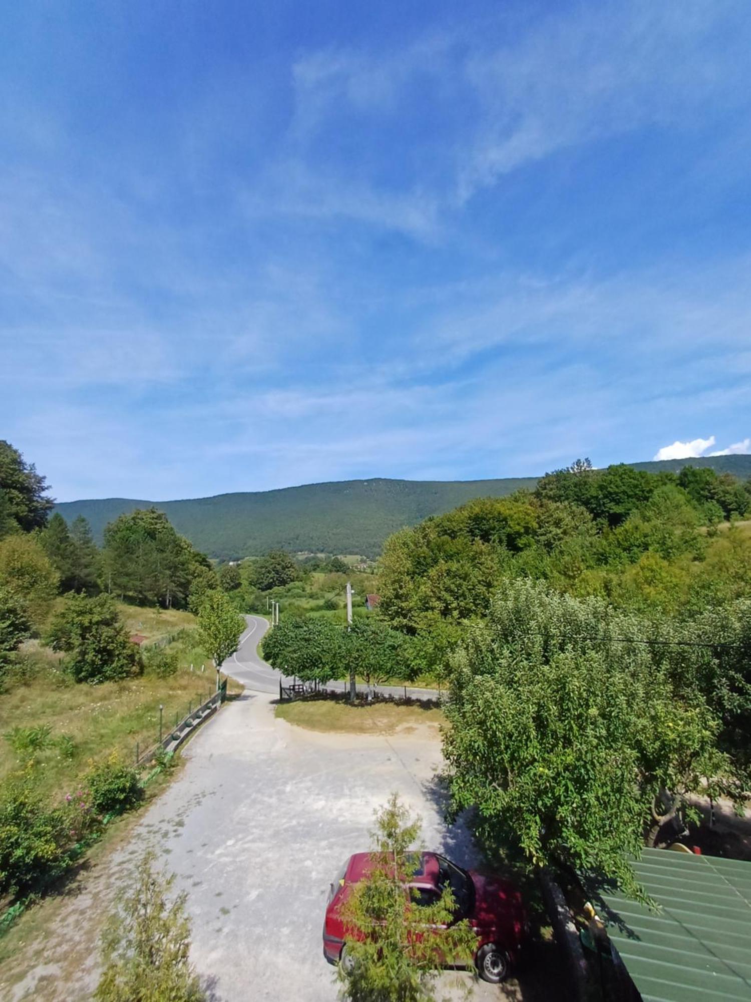Apartman Denis Una Luzine エクステリア 写真