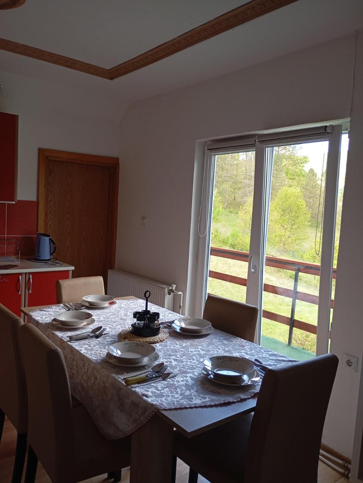 Apartman Denis Una Luzine エクステリア 写真