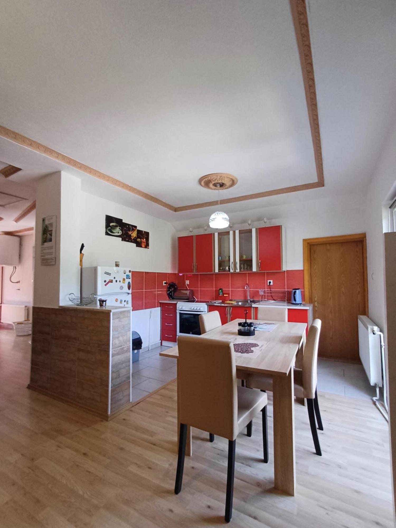 Apartman Denis Una Luzine エクステリア 写真